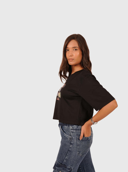 Women’s Black Oversized Crop T-Shirt